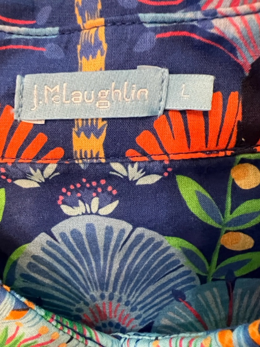 J McLaughlin Button Front Cotton Blouse in Vibrant Colors Size L - Picture 4 of 8